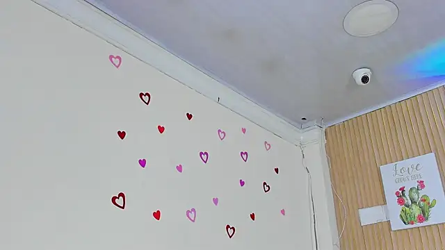 Delphine_doll webcam