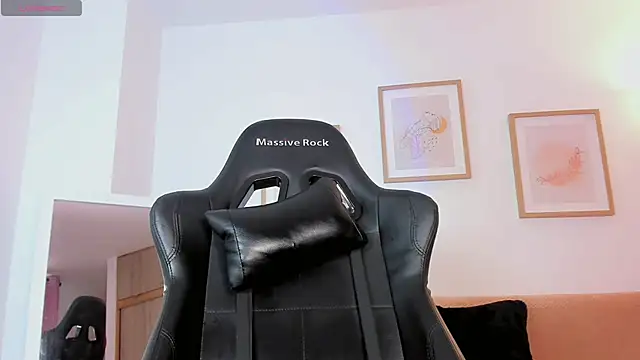 aleja_montiel__ webcam