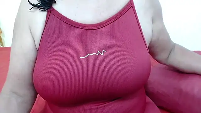 ElizabethMiler webcam