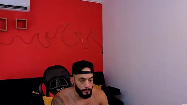 mike_savage3 (M young) - Lick my hairy armpits and nipples play