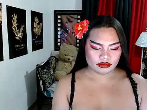 TSbrianaHugeCock webcam