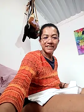 Bigassmommy_x webcam