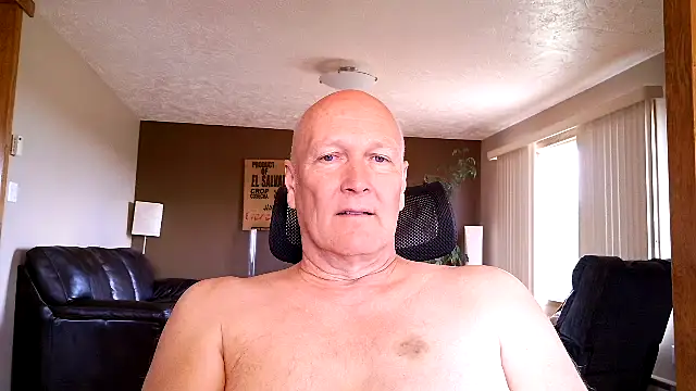 basicant (Ask my age) - #balds #bisexuals #doggy-style #flashing #gagging #humiliation #masturbation #muscular #recordable-publics #small-audience #spanking #white