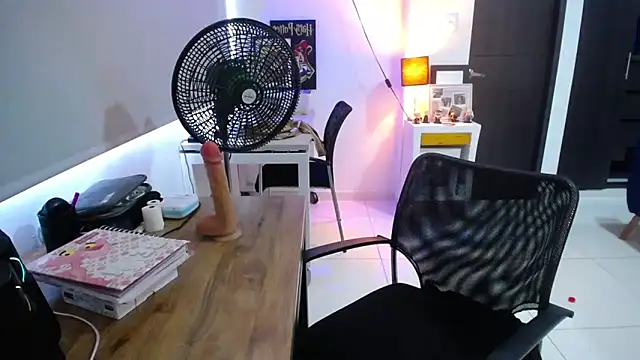 diabla_sexyboobs webcam