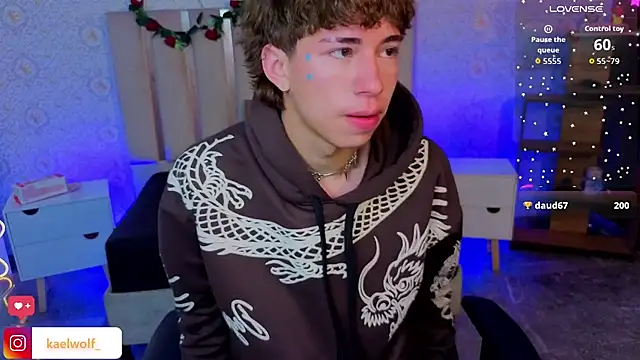 kaelwolf_tay webcam