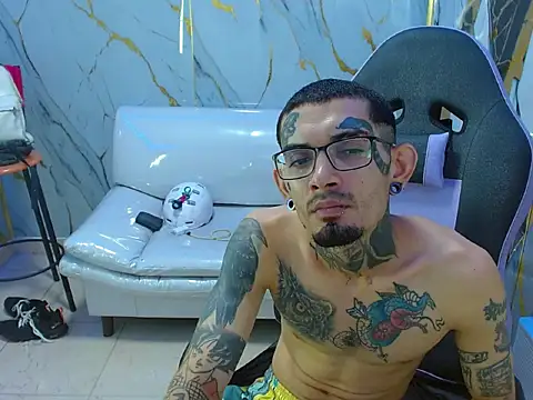 Boy_tatto77 webcam