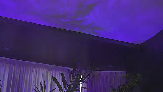 HotBustyBabeX webcam