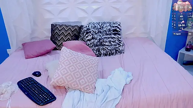 sophia_brunette_ webcam