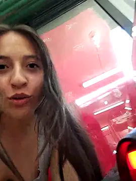 MaskedLatinaX webcam