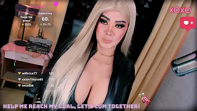 HugeMagnificent11inCock webcam