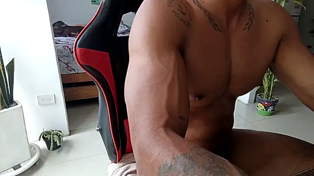 Adam_Valenciia webcam