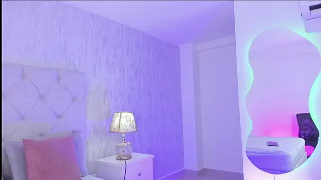 Maria_Angel01_ webcam