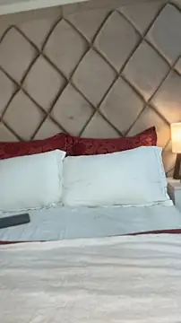 AngelinaDuvall webcam