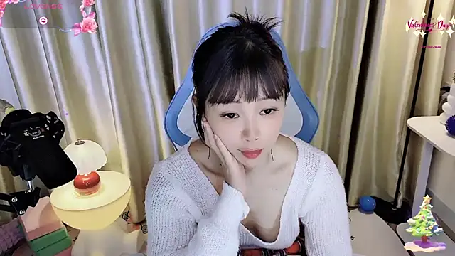 okyssa - Okyssa's free webcam - UK Sex Cams