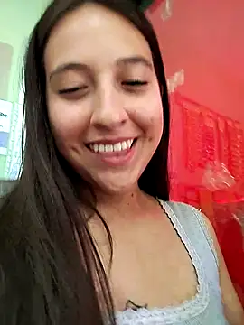 MaskedLatinaX webcam