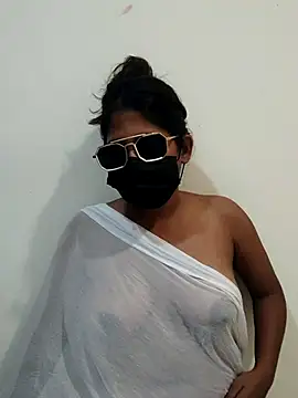 ROMEO_JULIET0022 webcam