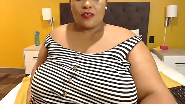 ONIONBOOOTY69 webcam