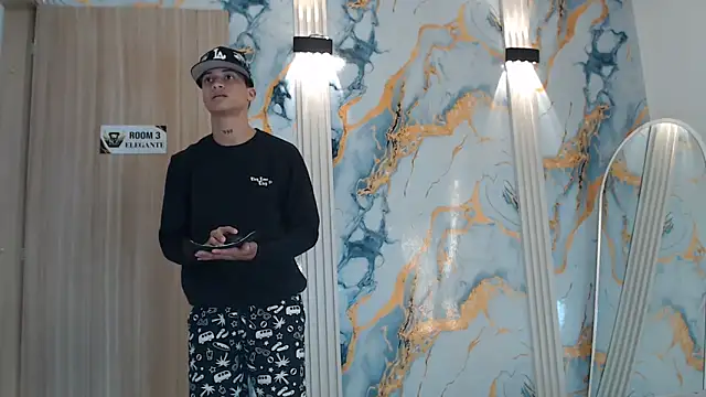 gold_boys - GOLD_BOYS's free webcam - UK Sex Cams