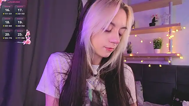 tristaroht - TristaRoht's free webcam - UK Sex Cams