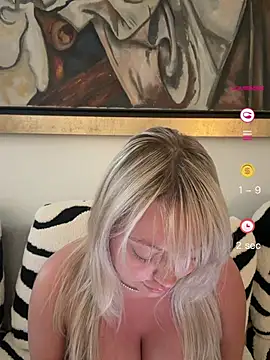 misstitmouseofficial webcam