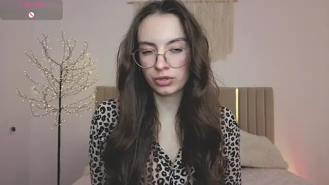 real_cutie1 (F teen) - birthday present