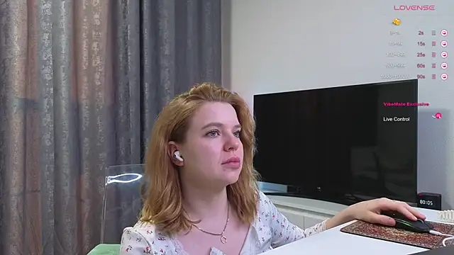 lovly_bambi live sex cam