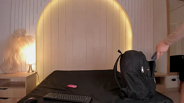 ALICESANDOVAL webcam