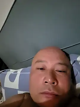 123wcnmlgb123 (Ask my age) - 买套套操比