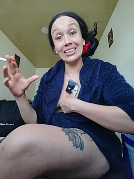 MARILYNMADELENAKOVANOVA webcam