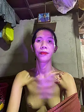 loveruby143 (T young) - hi welcome to my ROOM LOOKING for MY PET