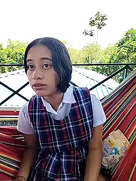 l0lita_emi (G young) - Finger ass + Zom ass + photo