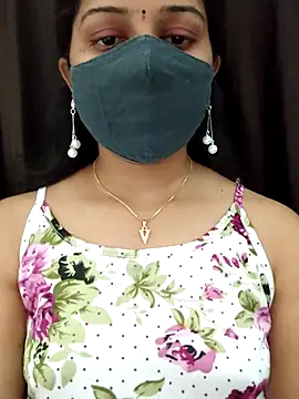 Webcam Model (SWEET-H0NEY)  is live.Free join now!