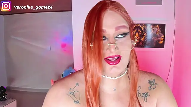 Sweetveronik_44 webcam