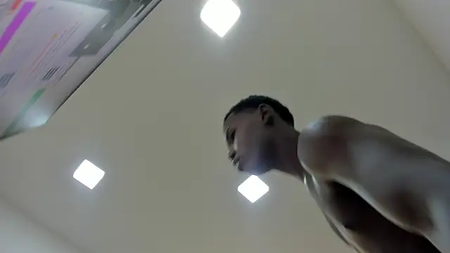 kristen-thomson webcam