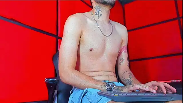 Daniel_huge22 webcam