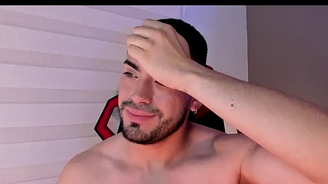 Alexander_Diazz webcam