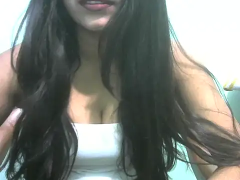 Lovely-Pandey webcam