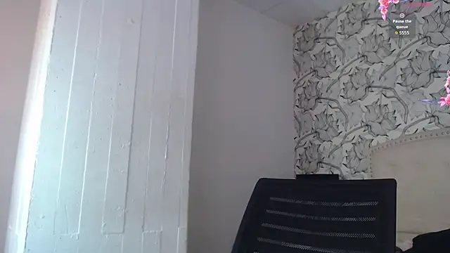 Venusandrea29 webcam