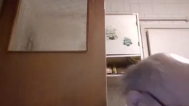 mariusica1@xh webcam