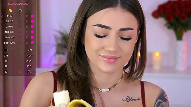 aishasins - AishaSins's free webcam - UK Sex Cams