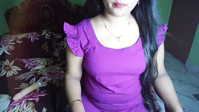 BengaliQueenStar webcam