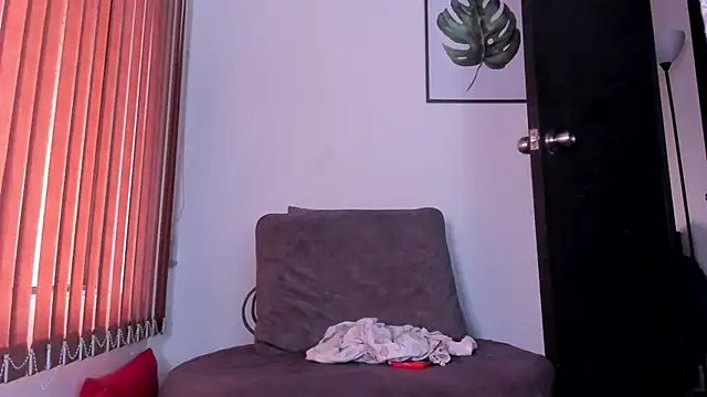 alondrabigtits webcam