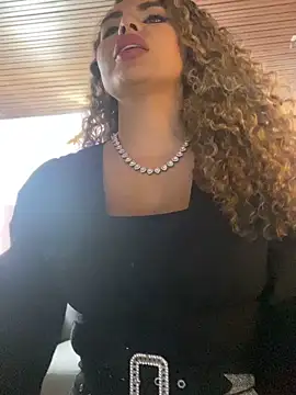 TianaRios_Pink webcam