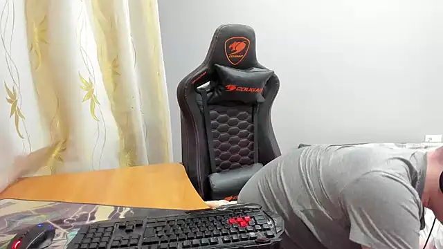 iliaskrislove webcam