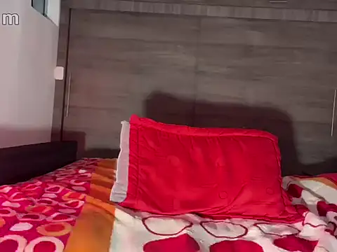 strongManLatino webcam