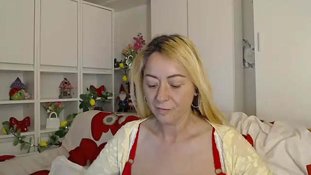 _karolynesyera_ webcam