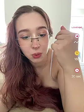 tsuki_chan_on webcam