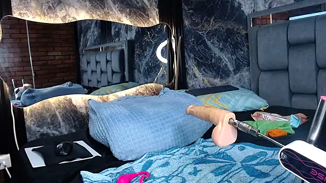 Couple_Gold69 webcam