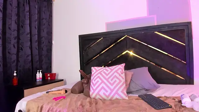 april_jones05 webcam