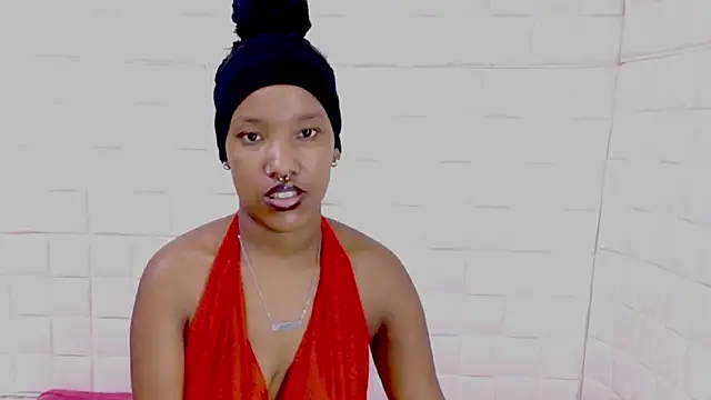 EroticSexyPrada webcam